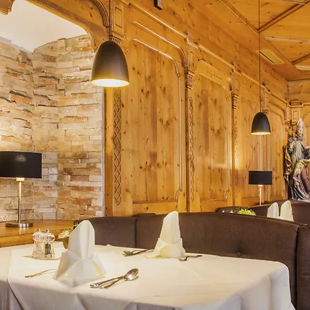 Leipziger Hof 4*