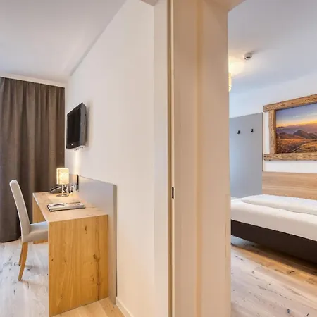 Leipziger Hof 4* 인스브루크
